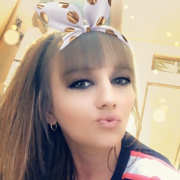 Meet your Posher, Ashley - Picture 6 of 6